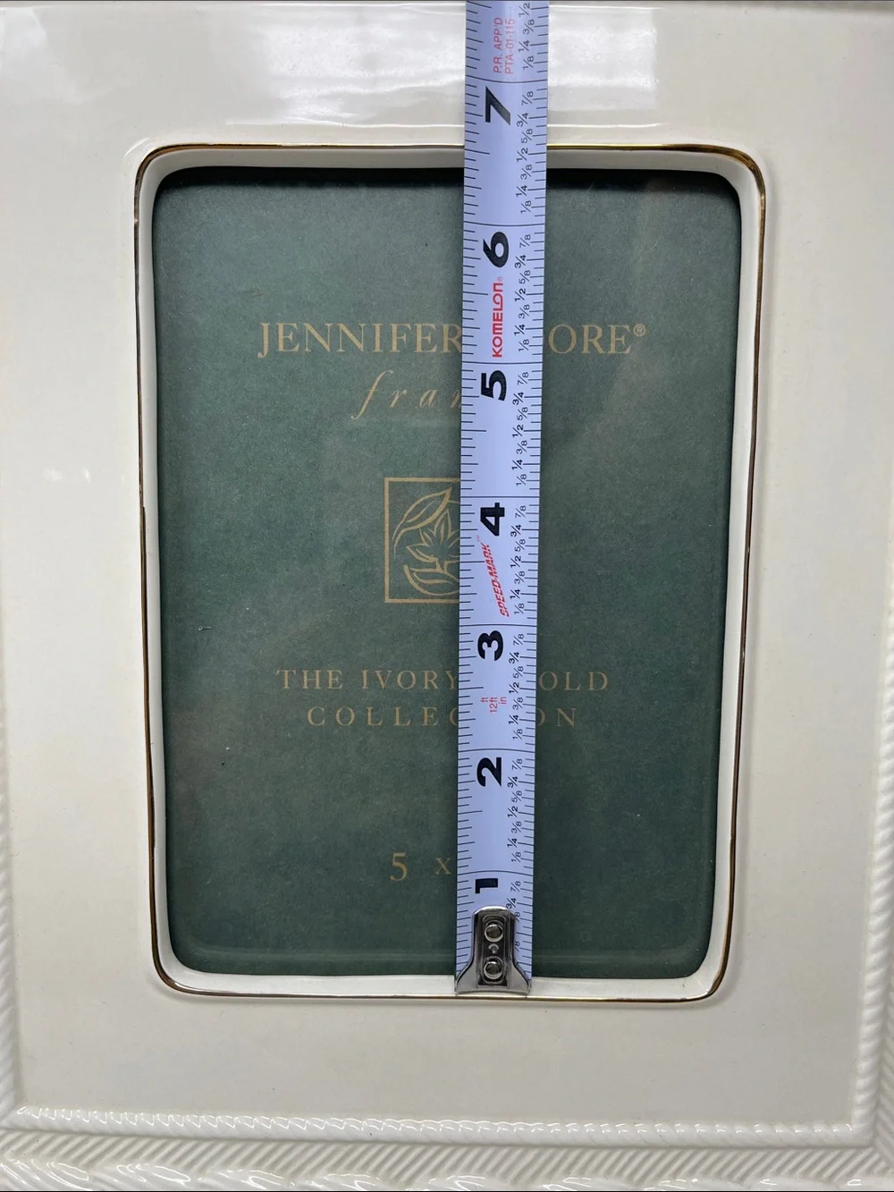 JENNIFER MOORE THE IVORY AND GOLD COLLECTION PORCELAIN 5x7 PICTURE FRAME